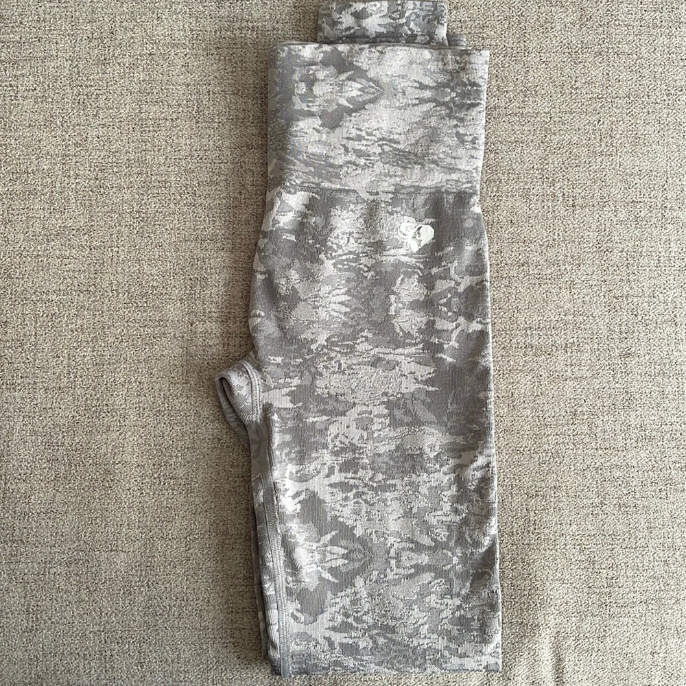 Women’s Best Seamless Camo Leggings